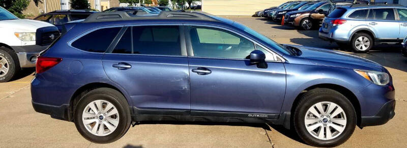 Image 3 of 2015 Subaru Outback 2.5i Premium