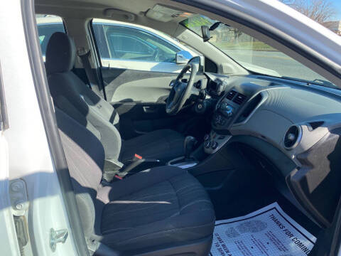 2015 Chevrolet Sonic LT Auto