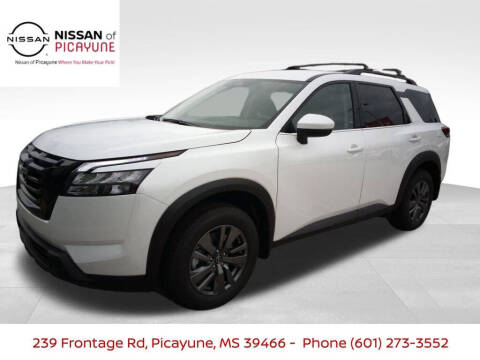 2025 Nissan Pathfinder SV