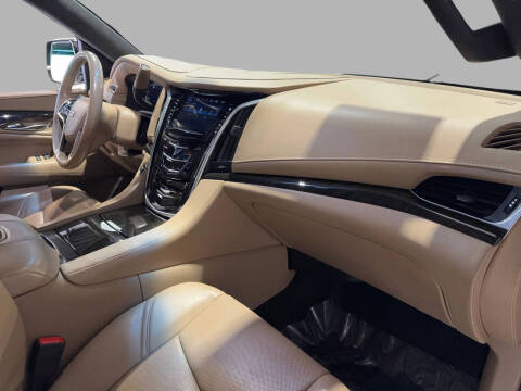 2020 Cadillac Escalade ESV Platinum