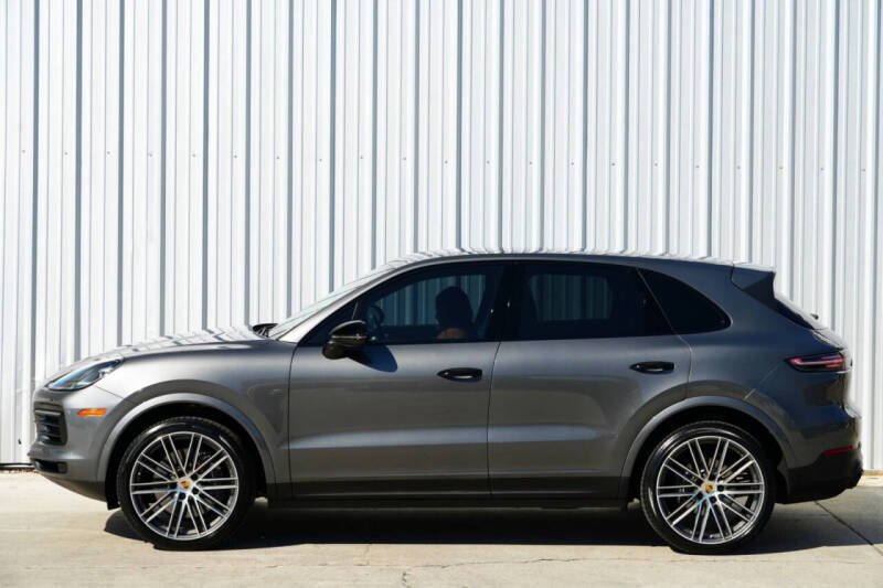 2023 Porsche Cayenne