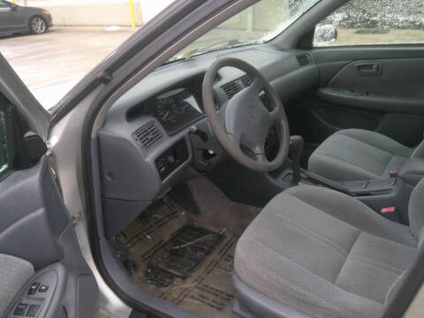 2001 Toyota Camry LE
