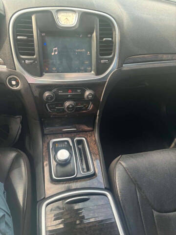 2018 Chrysler 300 Limited