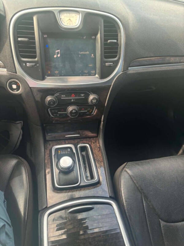 2018 Chrysler 300 Limited
