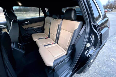 2022 Volkswagen Atlas Cross Sport V6 SEL R-Line 4Motion