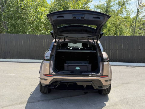 2026 Land Rover Range Rover Evoque P250 Dynamic SE