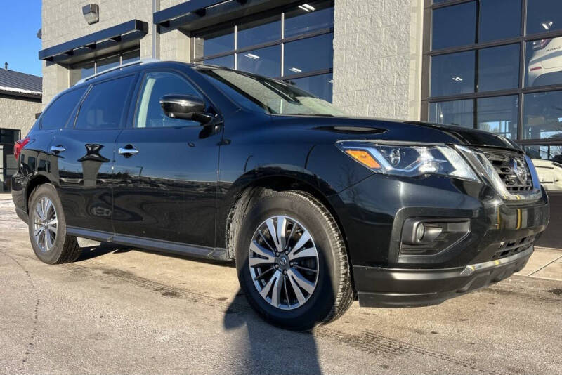 2019 Nissan Pathfinder SL