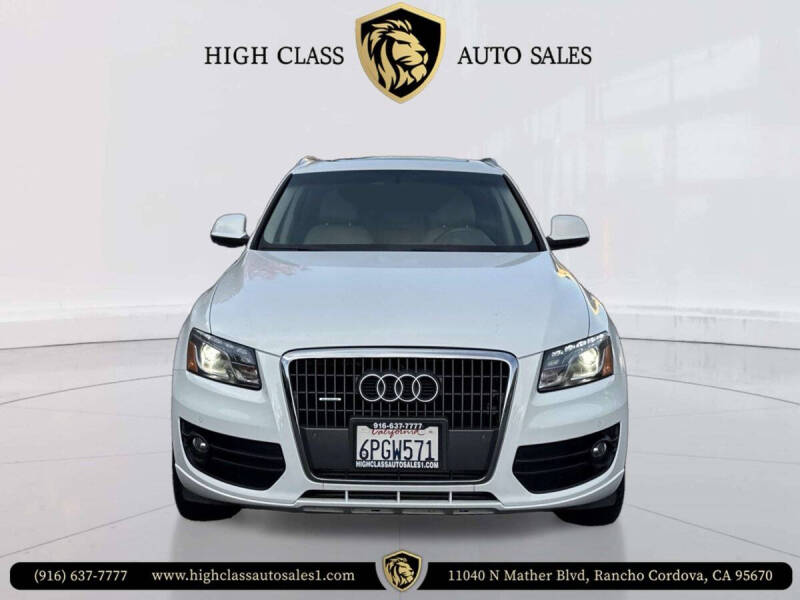 2011 Audi Q5 2.0T quattro Premium Plus