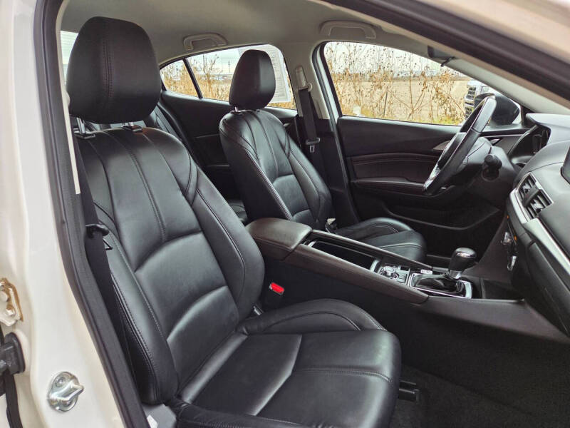 2018 Mazda MAZDA3 Touring