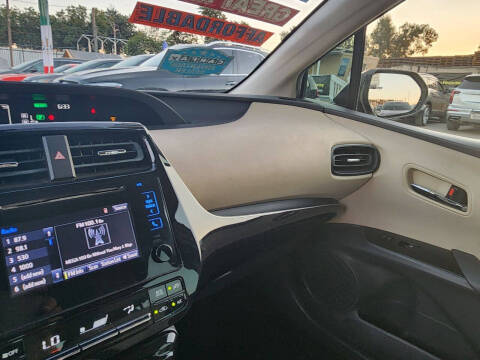 2016 Toyota Prius Two