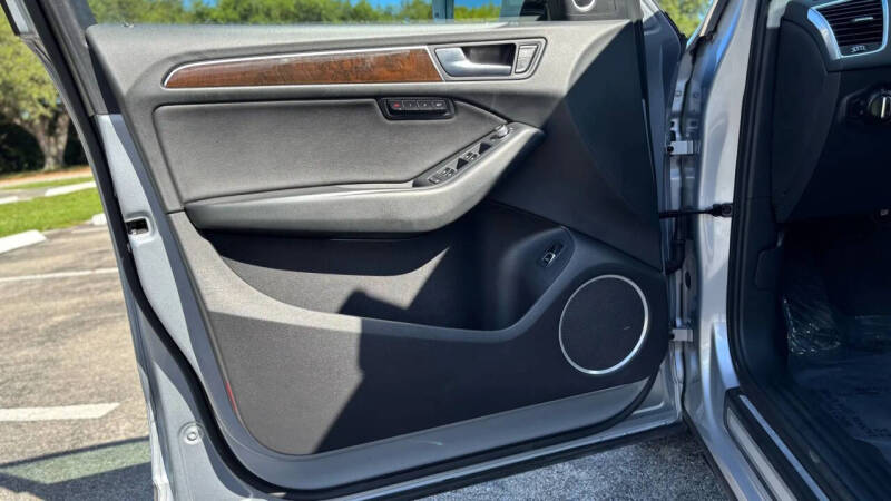 2016 Audi Q5 2.0T quattro Premium Plus