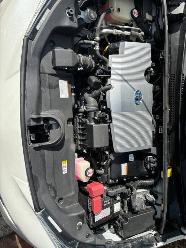 2018 Toyota Prius Two