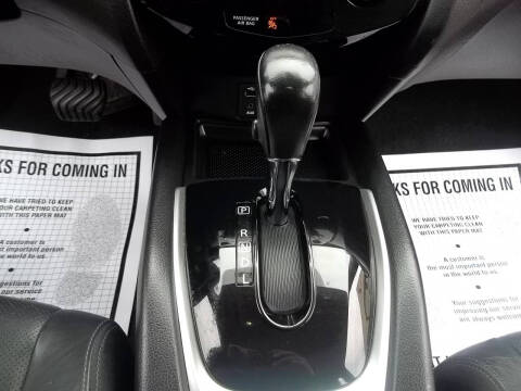 2015 Nissan Rogue SL