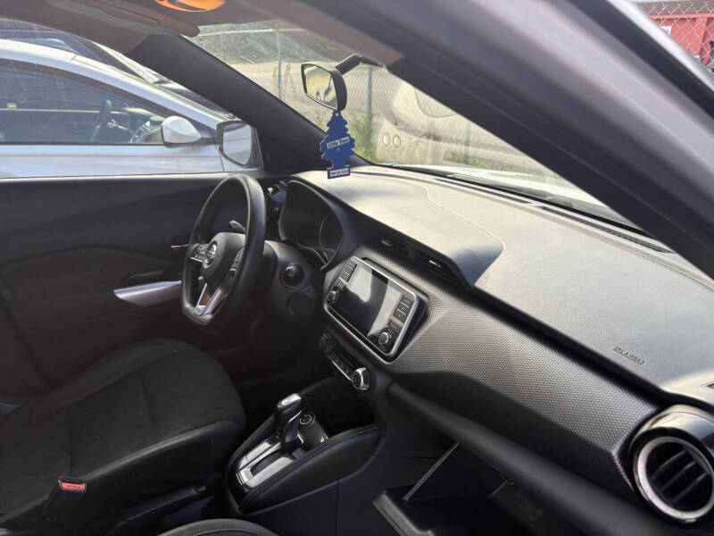 2018 Nissan Kicks S