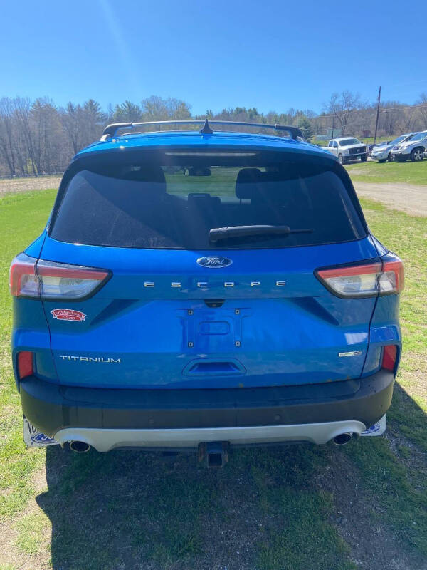 2020 Ford Escape Titanium