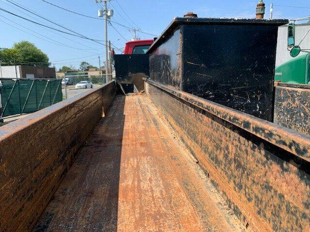 1999 Sterling LT9513