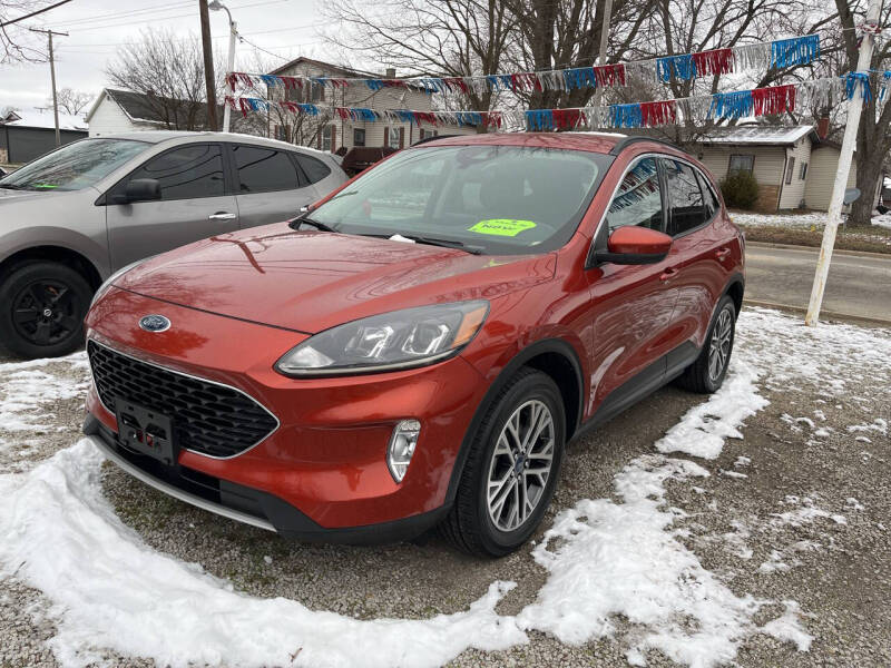 2020 Ford Escape SEL photo 2