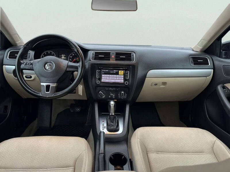 2013 Volkswagen Jetta SE