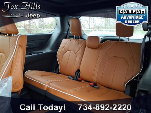 2026 Chrysler Pacifica Pinnacle