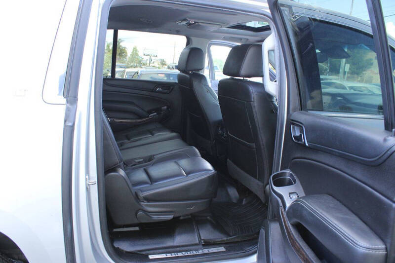 2017 Chevrolet Suburban LT