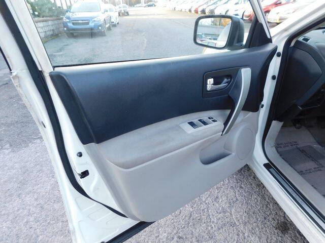 2010 Nissan Rogue S Krom