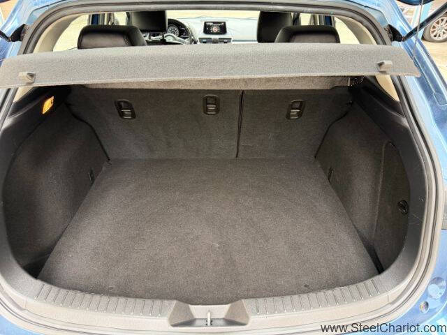 2017 Mazda MAZDA3 Touring