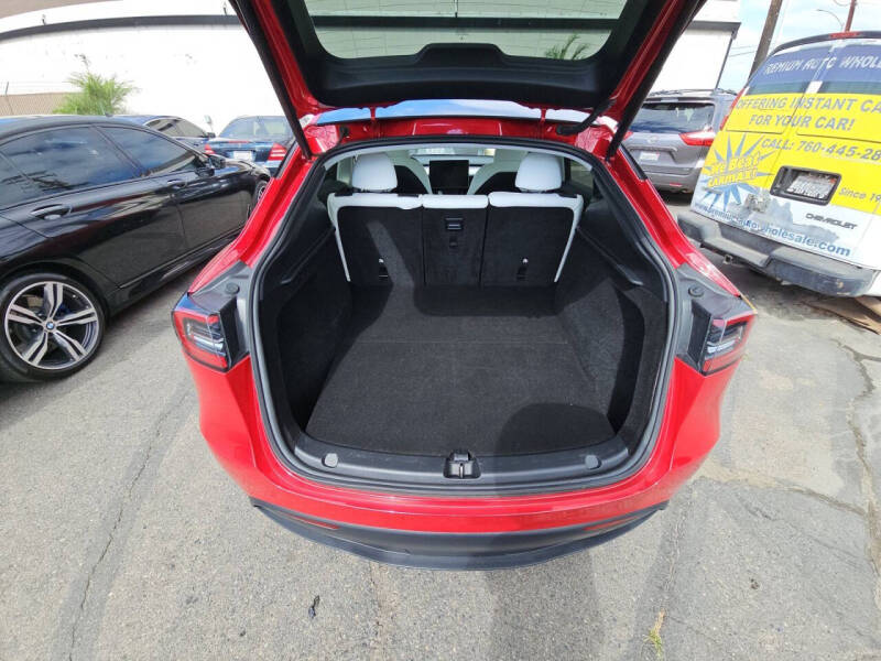 2023 Tesla Model Y Performance