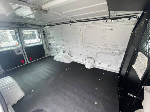 2010 Ford E-Series E-250
