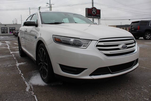 2019 Ford Taurus Limited