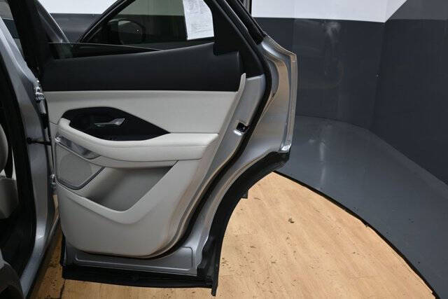 2023 Jaguar E-PACE P250 SE