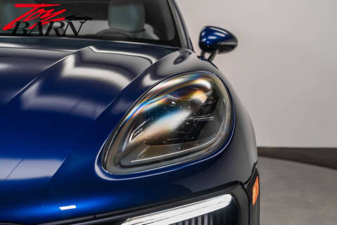 2022 Porsche Macan S