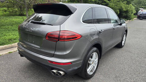 2016 Porsche Cayenne S
