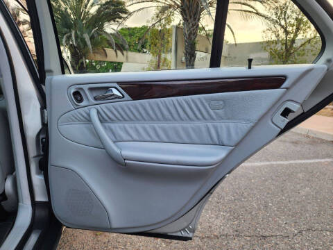 2001 Mercedes-Benz C-Class C 320