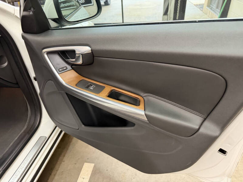 2016 Volvo S60 T5 Drive-E Inscription