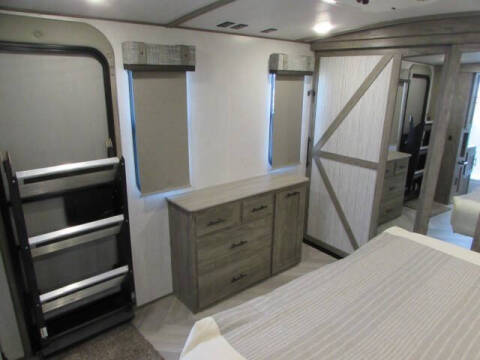 2022 Forest River 270FKS