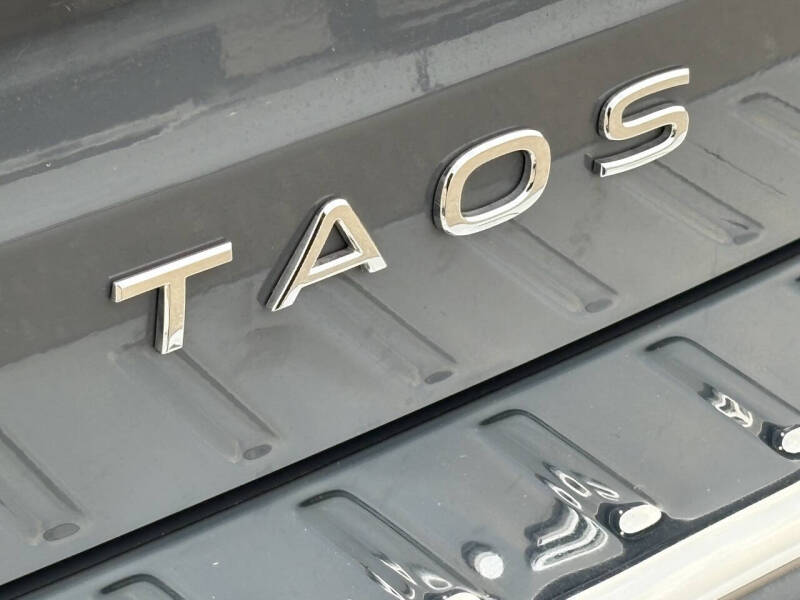 2024 Volkswagen Taos SEL 4Motion