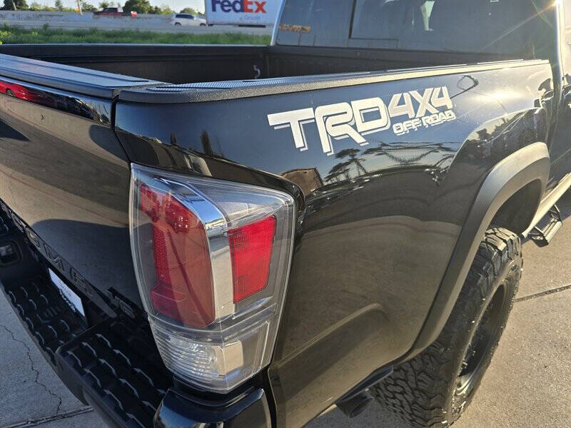 2023 Toyota Tacoma SR V6