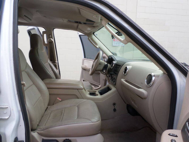 2005 Ford Expedition XLT