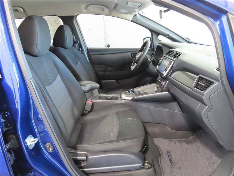 2023 Nissan LEAF S