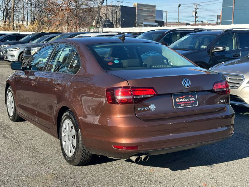 2016 Volkswagen Jetta