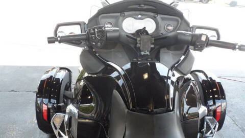 2013 Can-Am Spyder RT