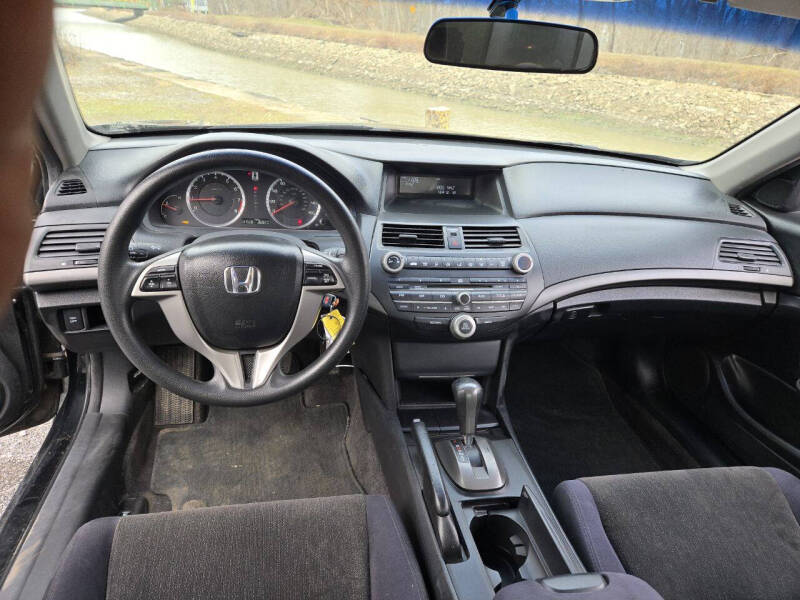 2009 Honda Accord LX-S photo 19