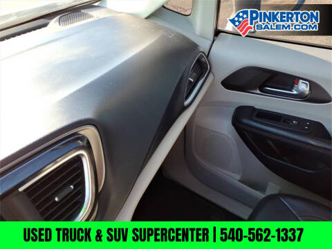 2020 Chrysler Pacifica Touring L