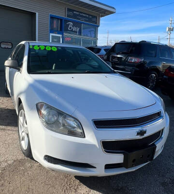 2011 Chevrolet Malibu for sale at Infinity Automotive LLC in Des Moines IA