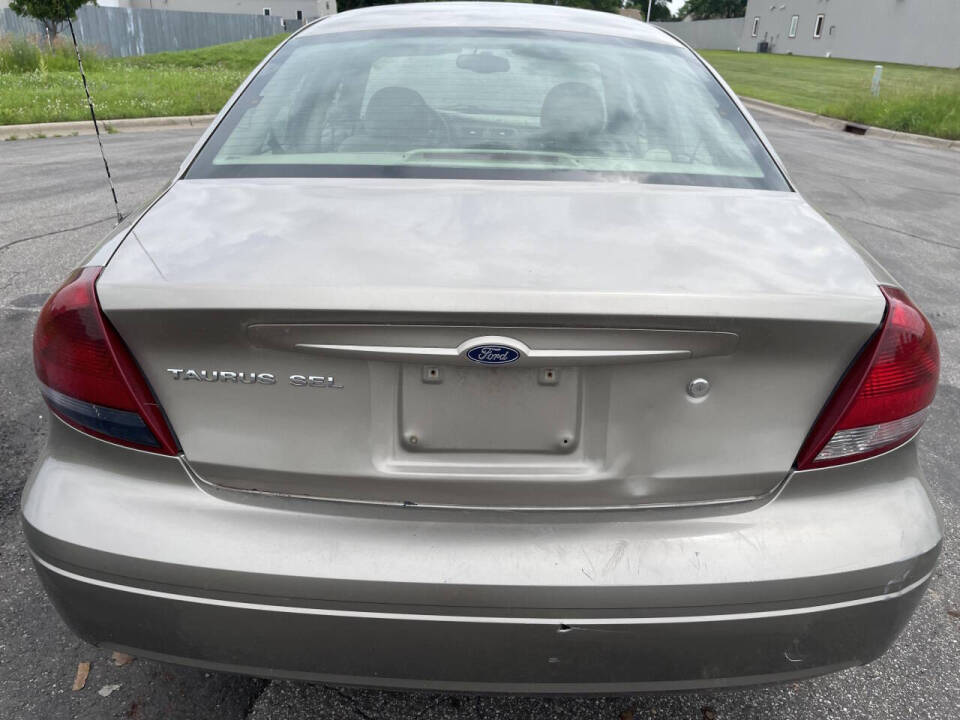 2005 Ford Taurus for sale at Twin Cities Auctions in Elk River, MN