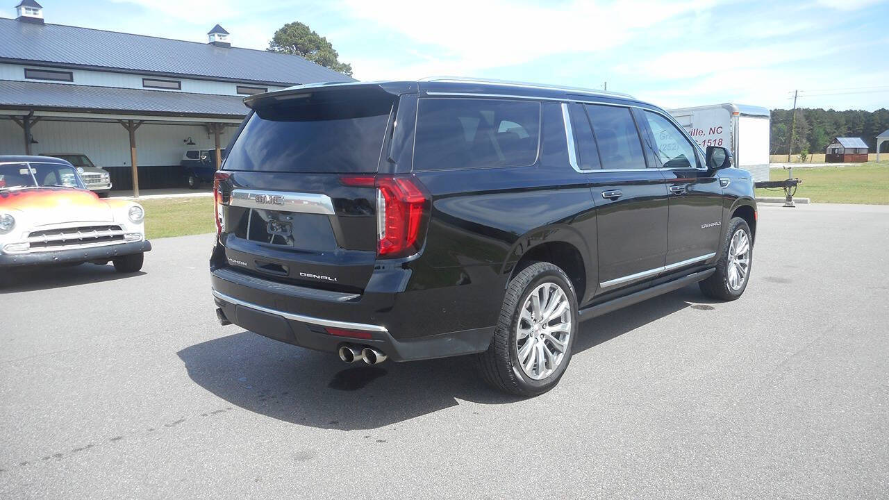 2023 GMC Yukon XL 4