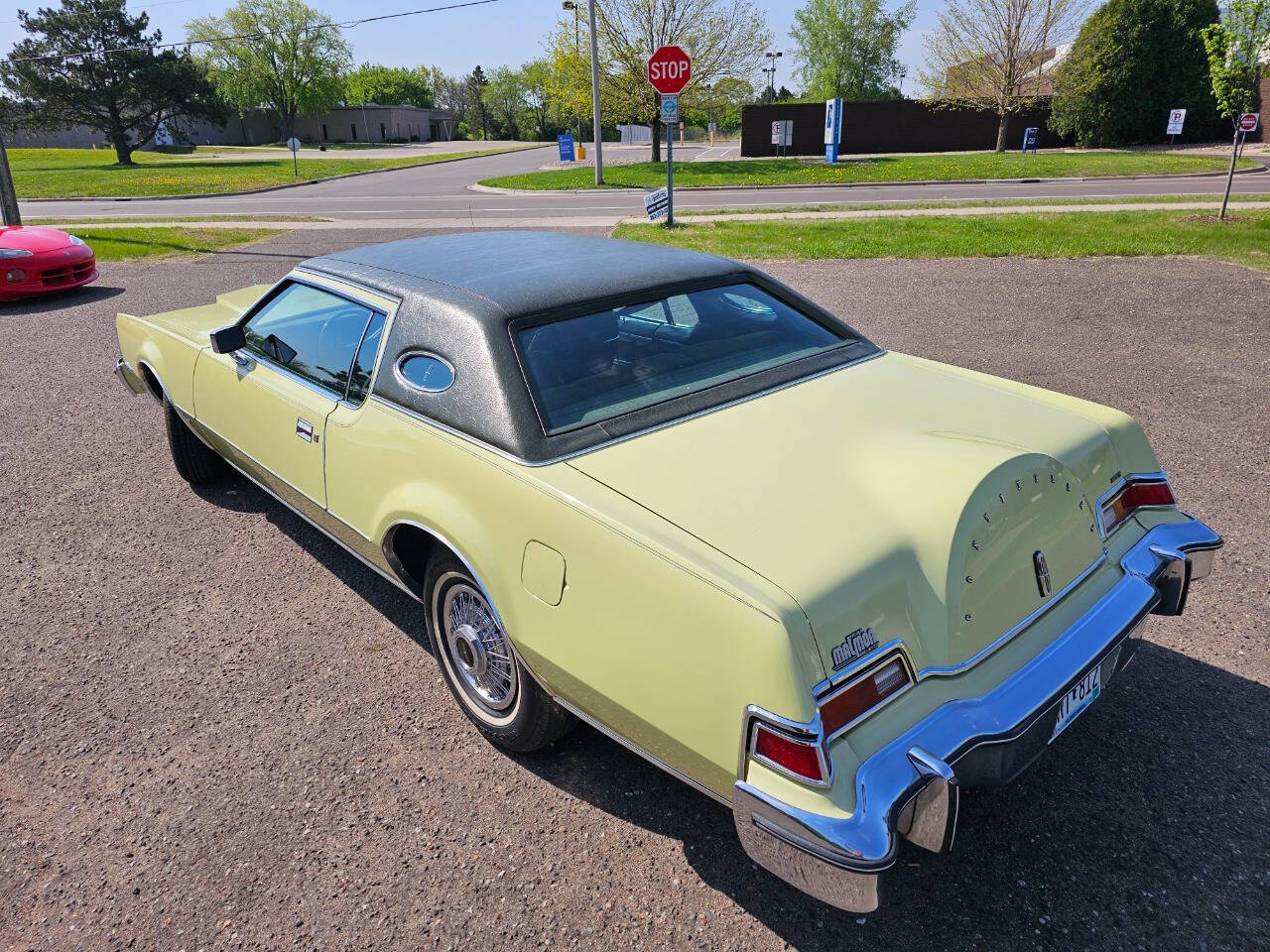 1975 Lincoln Mark IV 4