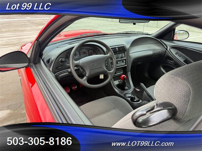 2000 Ford Mustang
