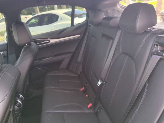 2025 Alfa Romeo Stelvio