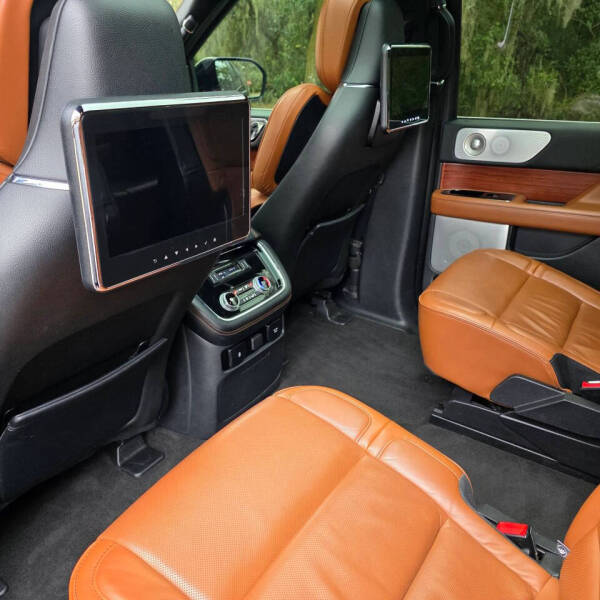 2019 Lincoln Navigator L Reserve